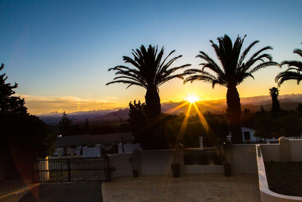 Four Palms Accommodation Durbanville Eksteriør billede