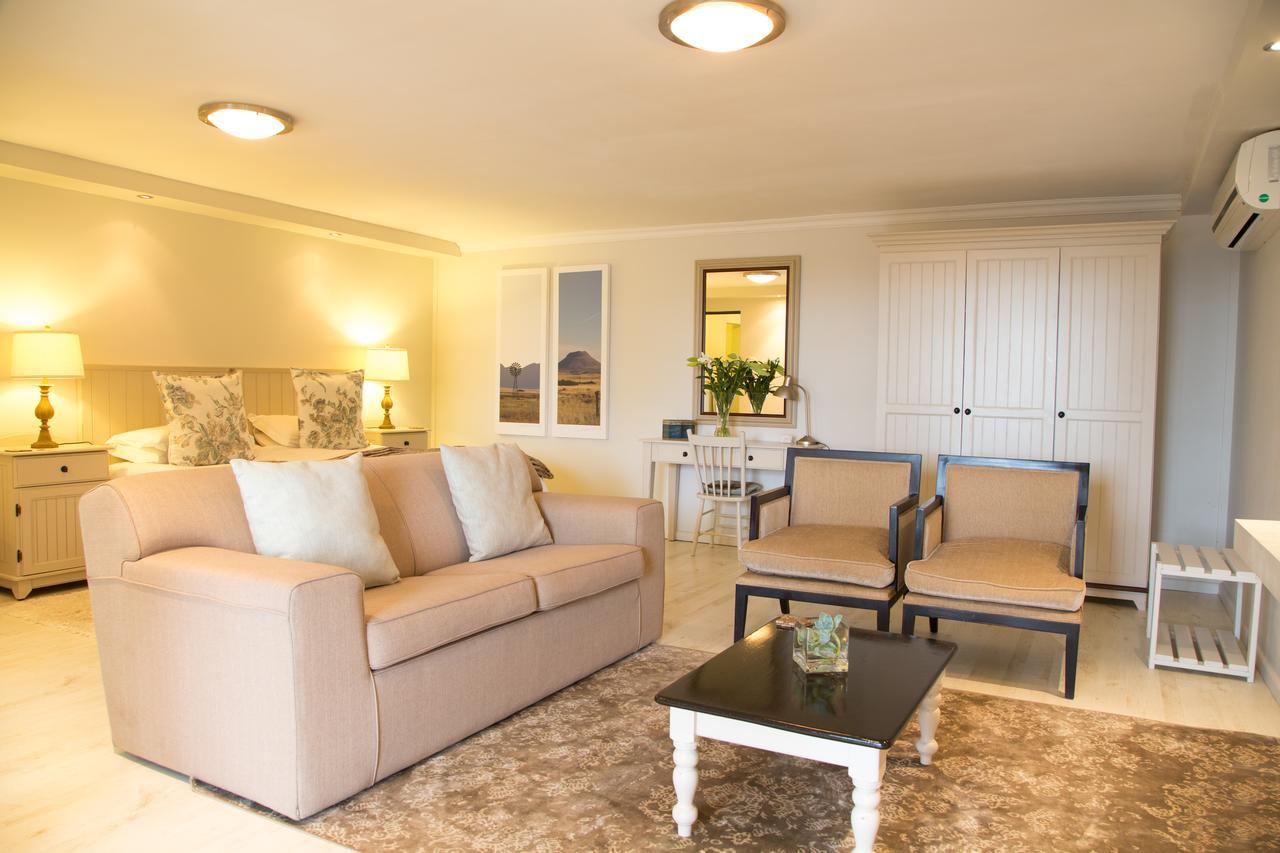Four Palms Accommodation Durbanville Eksteriør billede